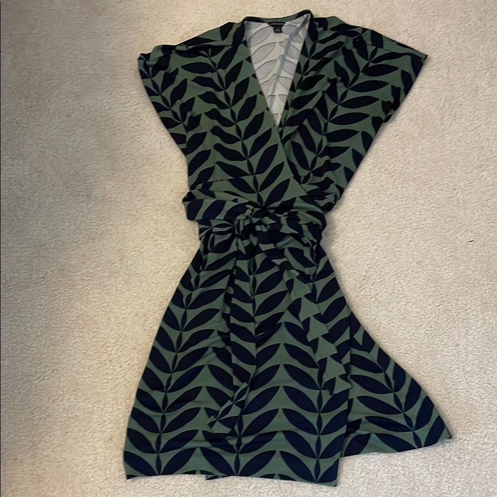 Ann Taylor Leaf Pattern Wrap Dress